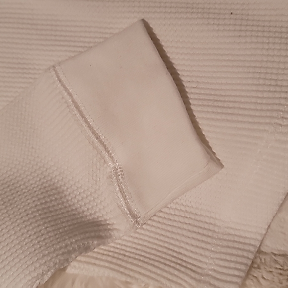 Gap Raglan L/S Shirt - Picture 2 of 5